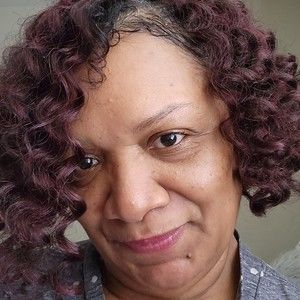 Meet your Posher, Posh